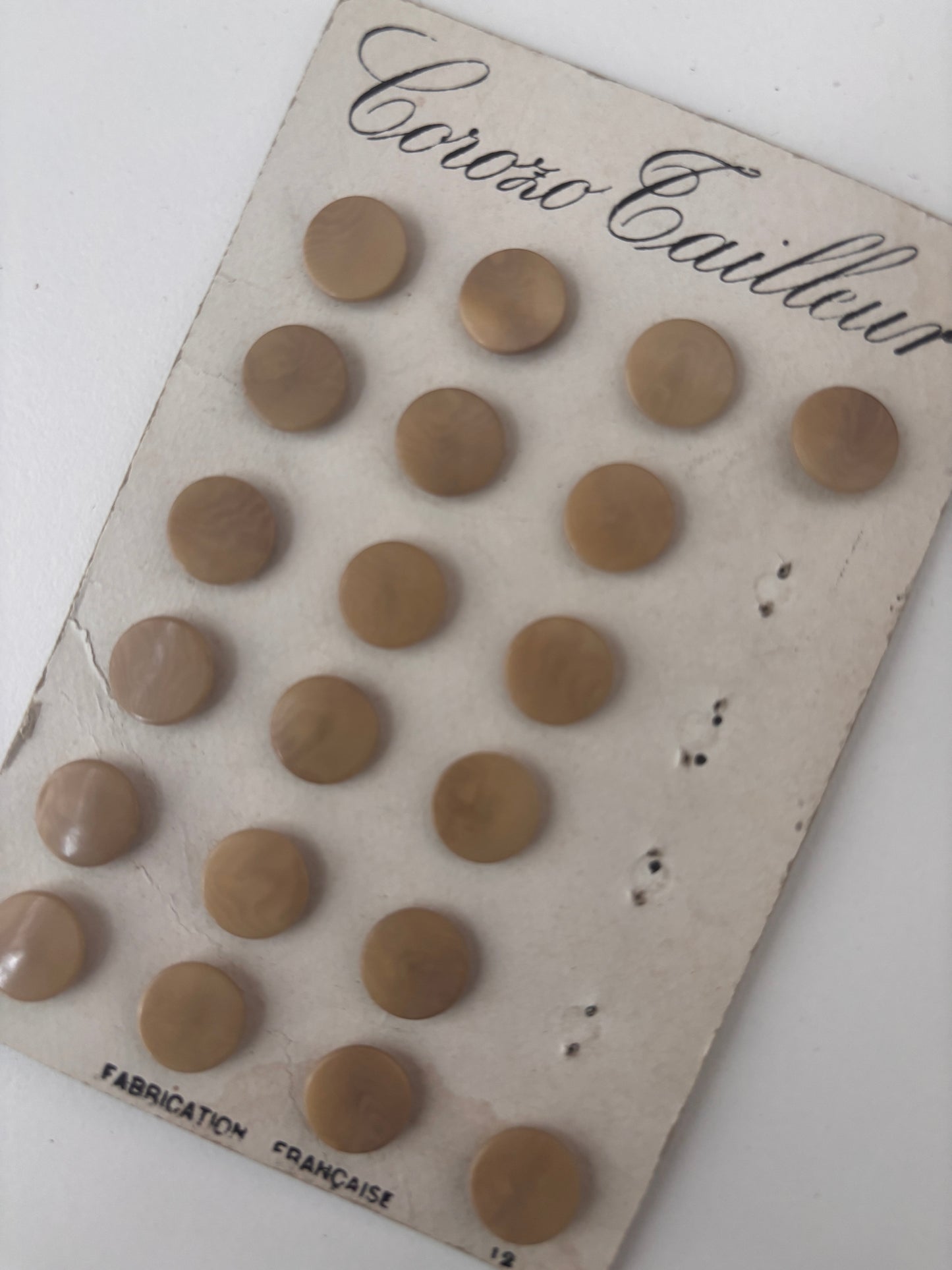 Corozo Cailleur buttons (beige - 12 mm)