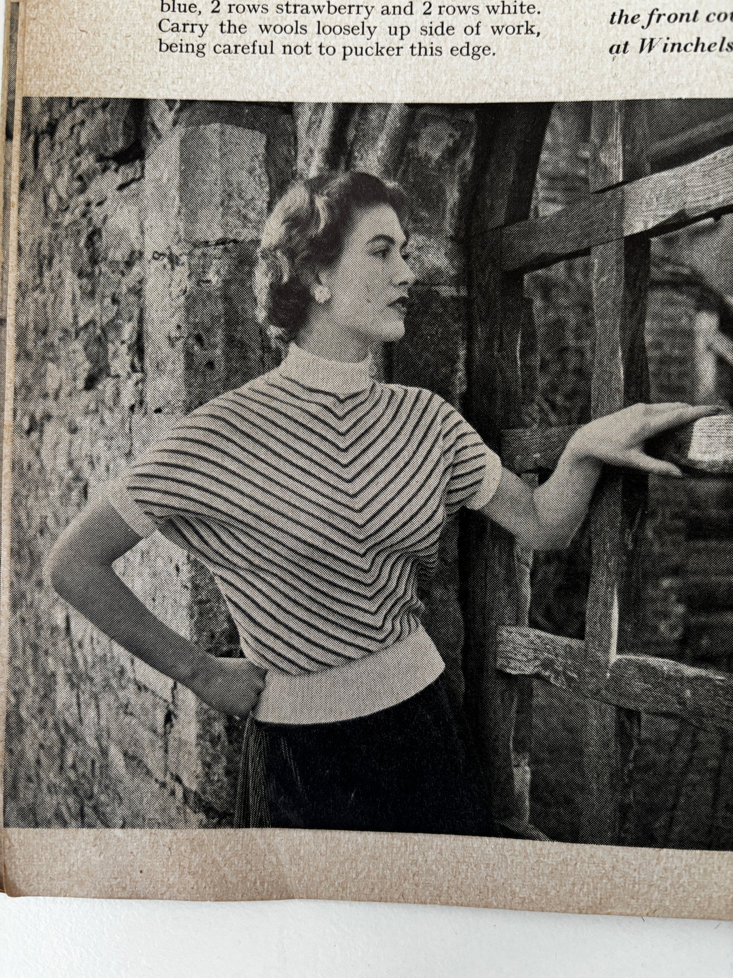 Stitchcraft October 1952 (English)